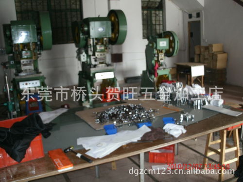 專業(yè)定制，精密制造——東莞市橋頭迪賀五金制品廠長(zhǎng)期承接各類車燈、汽摩及電子產(chǎn)品五金沖壓加工